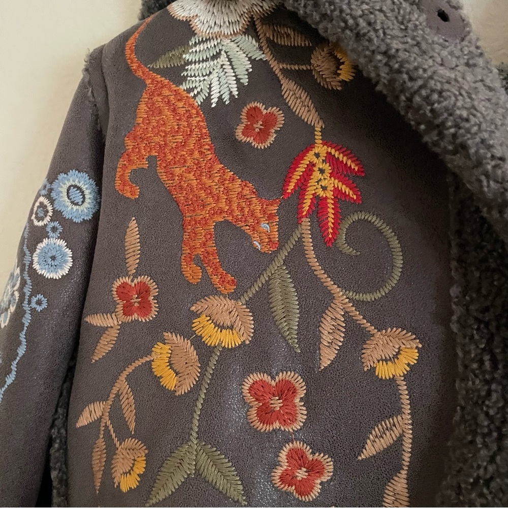 Johnny Was Saturna Faux Suede Coat Embroidered Charcoal Size Small NWT - Picture 5 of 10